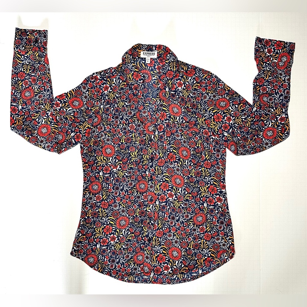 Express The Portofino Shirt Women's XS Extra Small Multicolor Floral Button Up